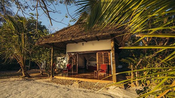 Coastal cottage at Fumba Beach Lodge — accommodation with Tartaruga Safaris