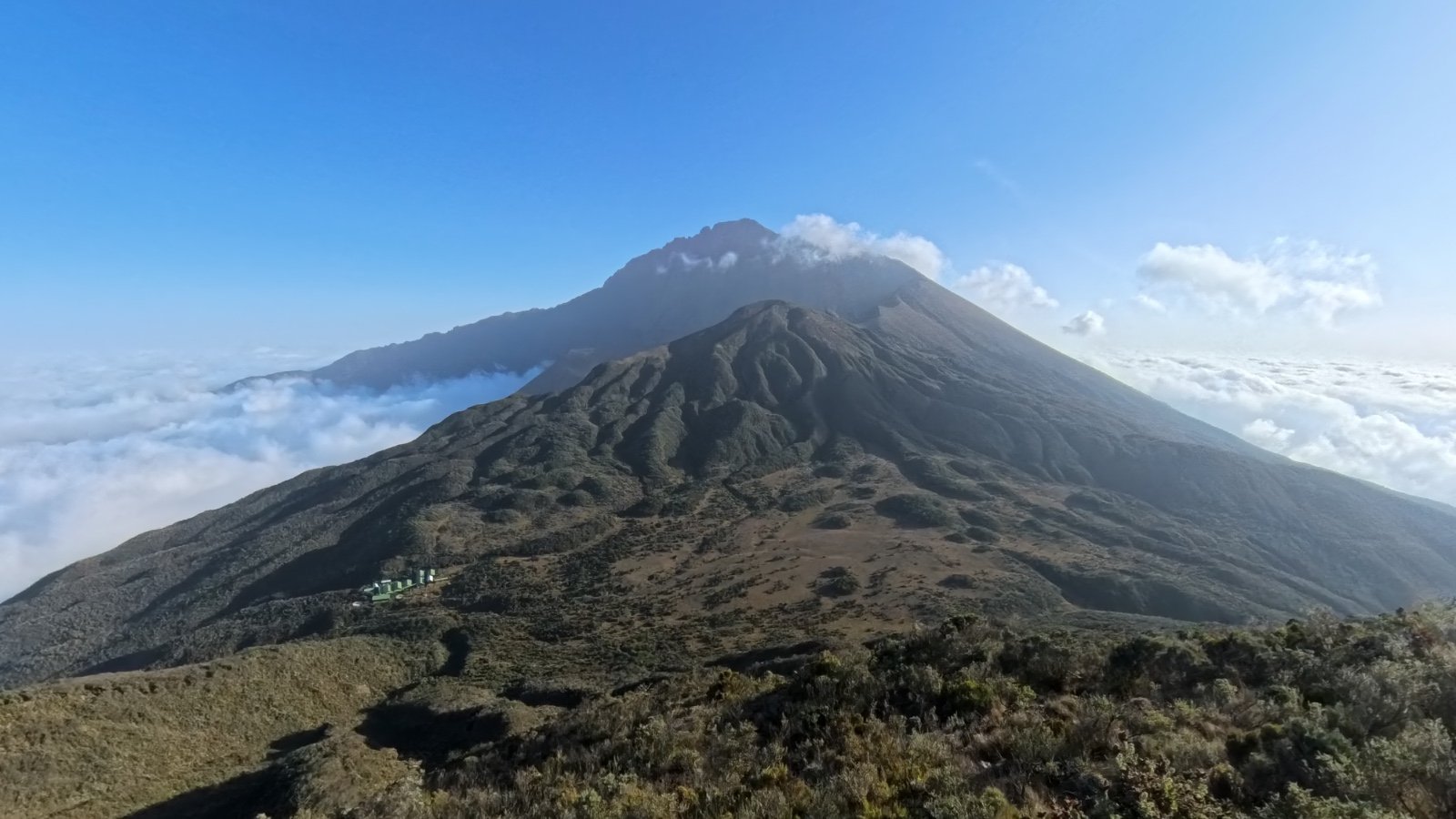 Mount Meru seen from Little Meru — Tartaruga Safaris