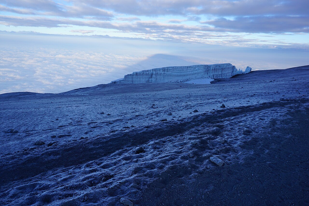 Glaciar e neve no Kilimanjaro — Tartaruga Safaris