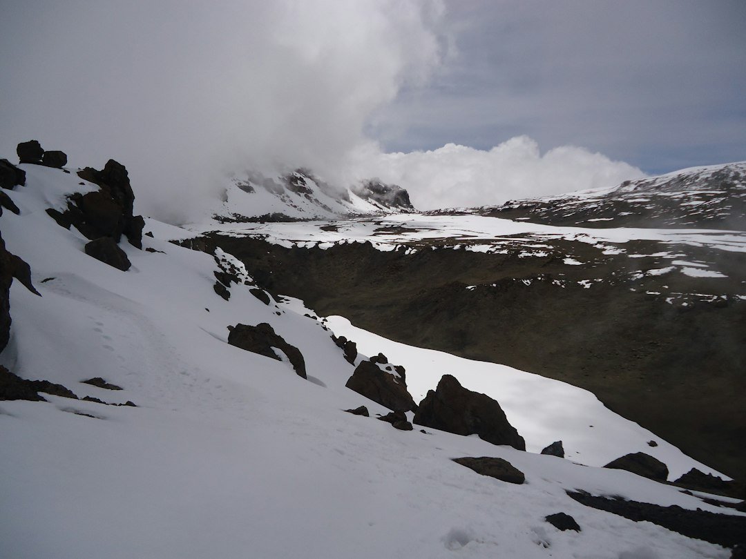 Berglandschaft am Kilimandscharo — Tartaruga Safaris